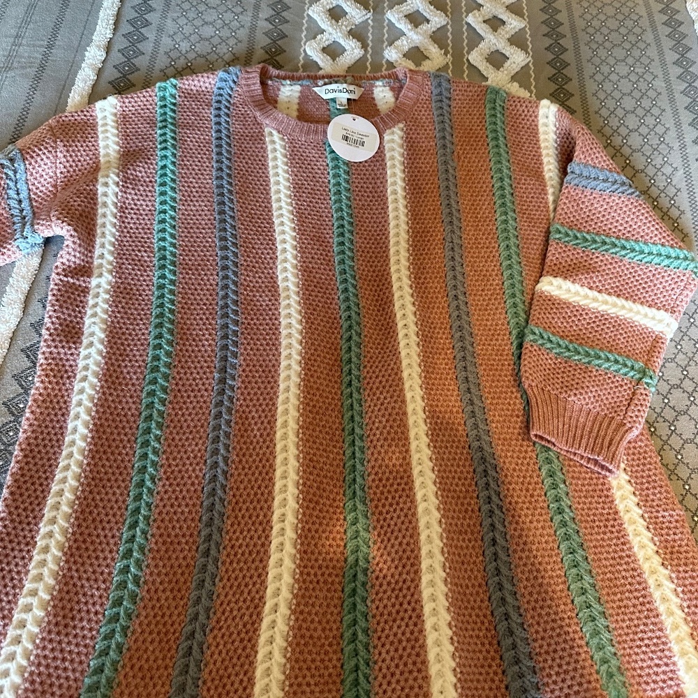 Women’s brand new sweater